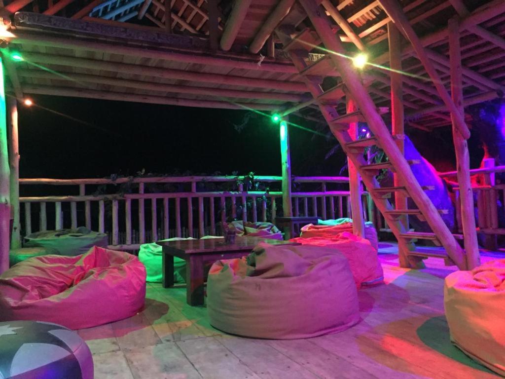 Tiki Bar Hostel Ella Eksteriør billede